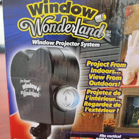 Startec Canada Holiday Star Shower Window Wonderland Projector